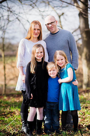 Family portrait in Chester, Cheshire by North Wales portrait photographer Celynnen Photography