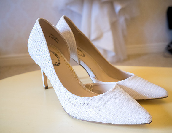 Liz and Jason's Wedding at The Lion Quays Hotel & Spa, with Celynnen Photography.