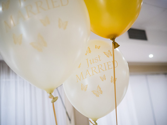 Liz and Matt's Wedding at Mollington Banastre Hotel, with Celynnen Photography