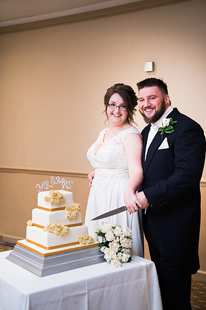 Liz and Matt's Wedding at Mollington Banastre Hotel, with Celynnen Photography