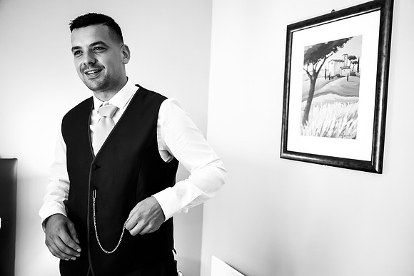Jessica and Daniel's Wedding at The Lion Quays Hotel