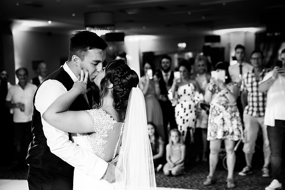 Jessica and Daniel's Wedding at The Lion Quays Hotel