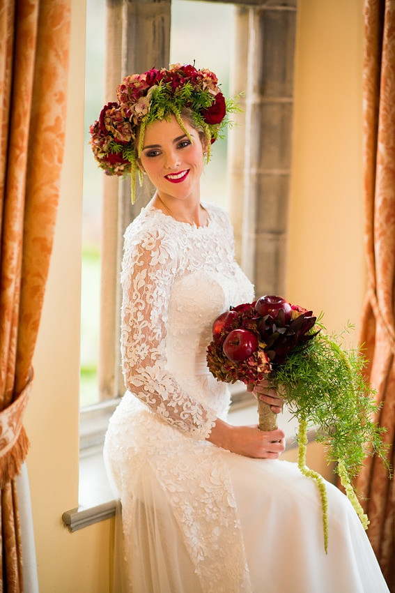 Bridal portrait photography at Bodysgallen Hall, Llandudno by Celynnen Photography. Dress by Diane Harbridge, flowers by Scent with Love.