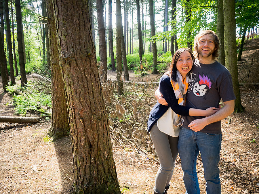 Photograph of Dan & Lisa by a tree in Delamere Forest. Celynnen Photography. Pre Wedding Shoot. Dan & Lisa