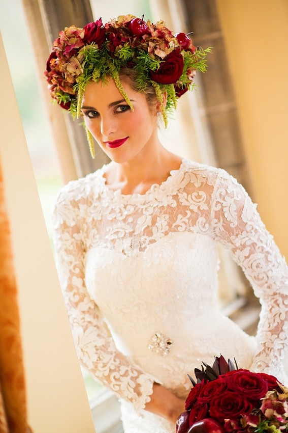 Bridal portrait photography at Bodysgallen Hall, Llandudno by Celynnen Photography. Dress by Diane Harbridge, flowers by Scent with Love.