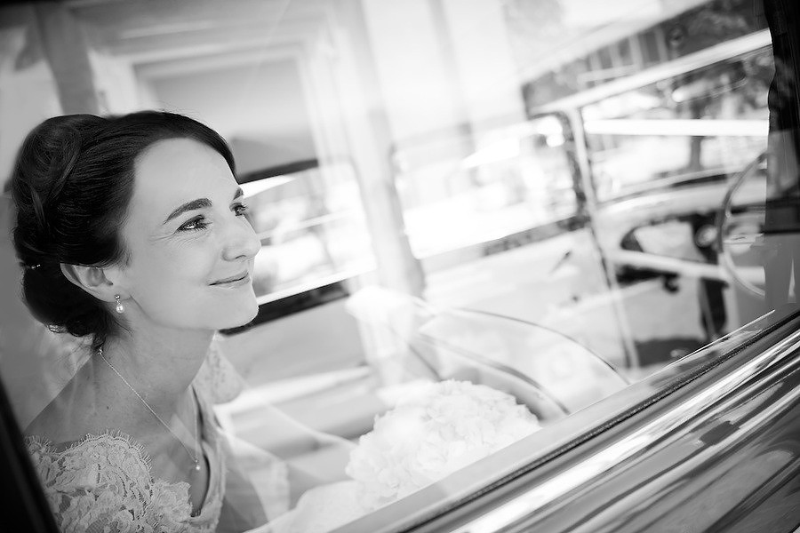 Bride arriving at the venue for her wedding.
